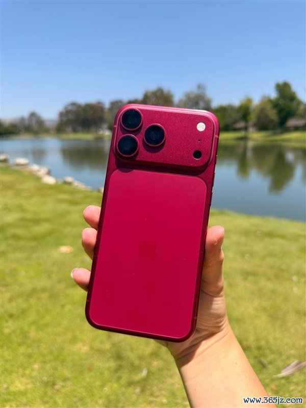 苹果听劝！17 Pro掉漆被吐槽：iPhone 18 Pro全面更动铝合金工艺